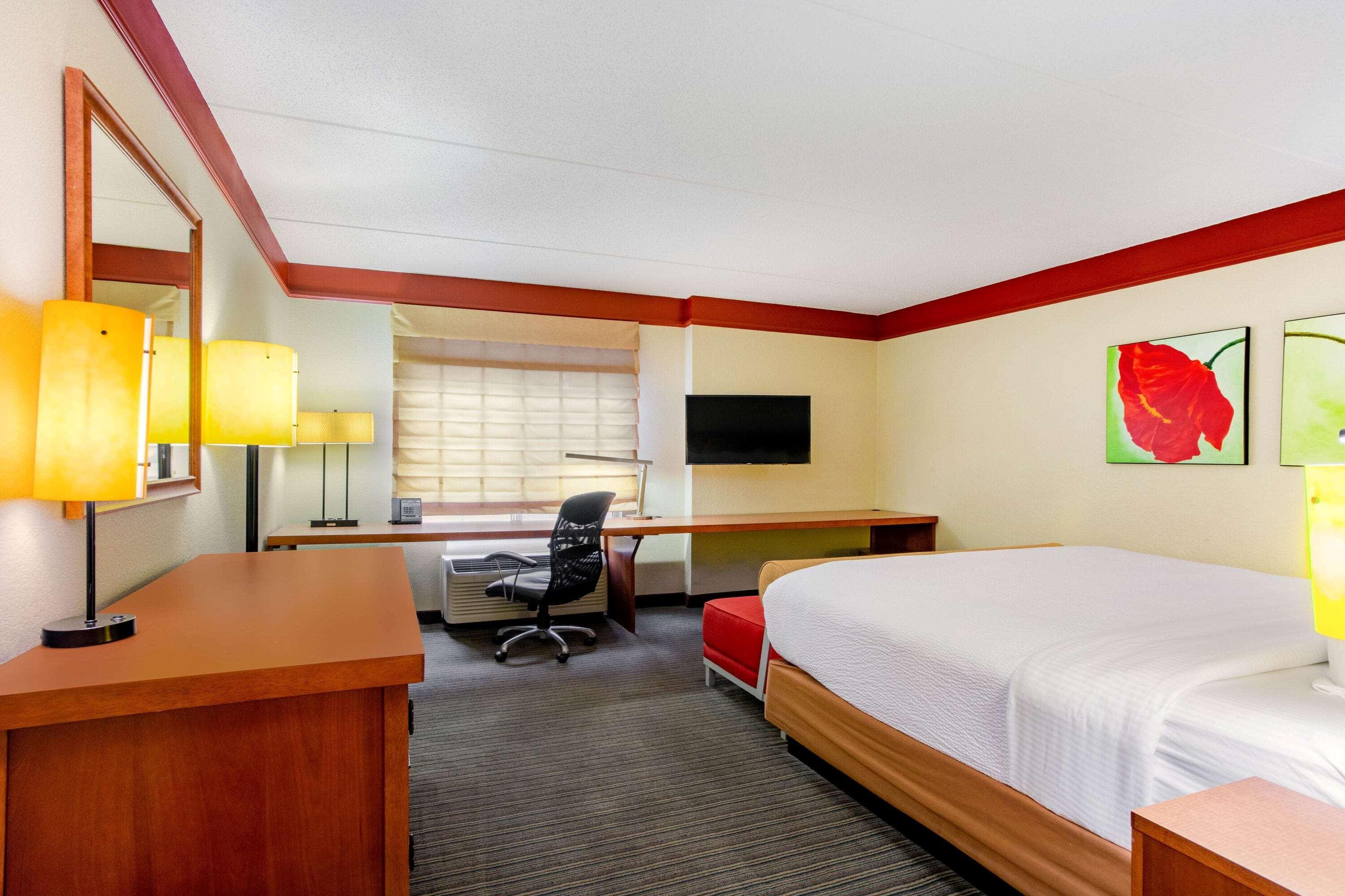 La Quinta By Wyndham Raleigh Crabtree Hotel Eksteriør billede