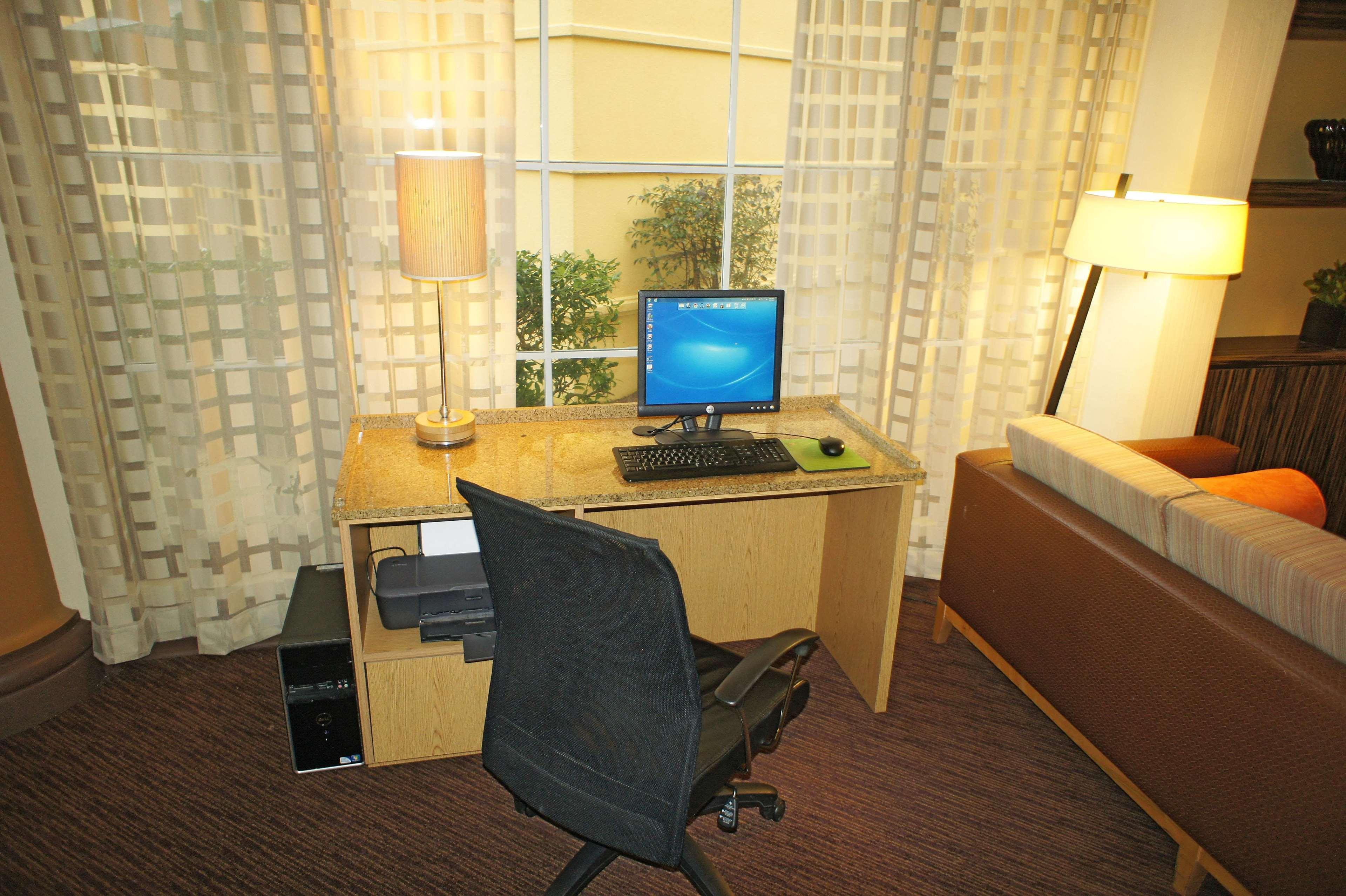La Quinta By Wyndham Raleigh Crabtree Hotel Eksteriør billede