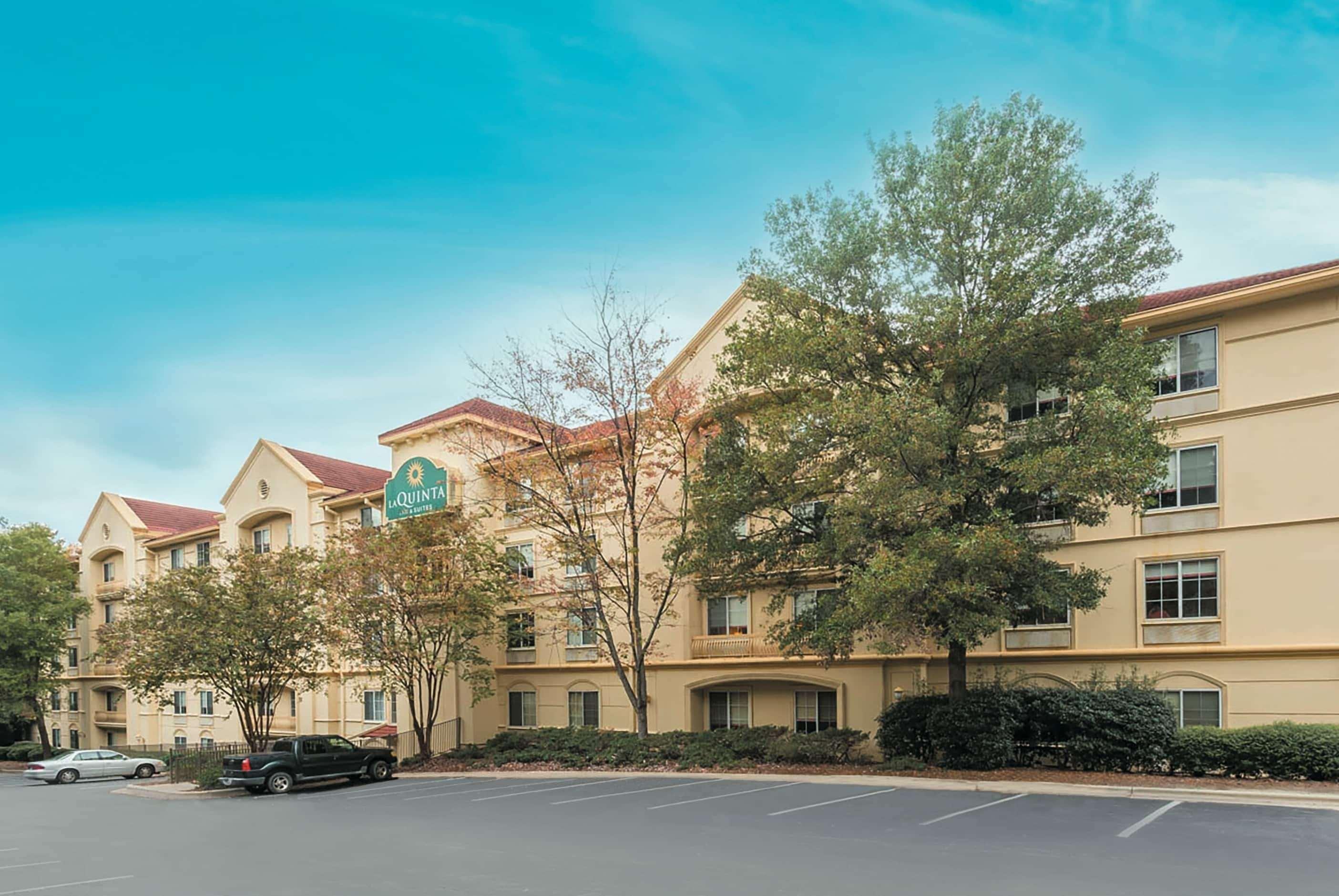 La Quinta By Wyndham Raleigh Crabtree Hotel Eksteriør billede